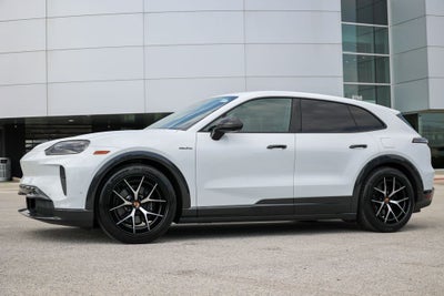2026 Porsche Cayenne Base