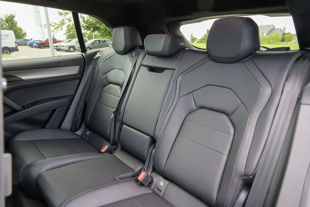 2026 Porsche Cayenne Base