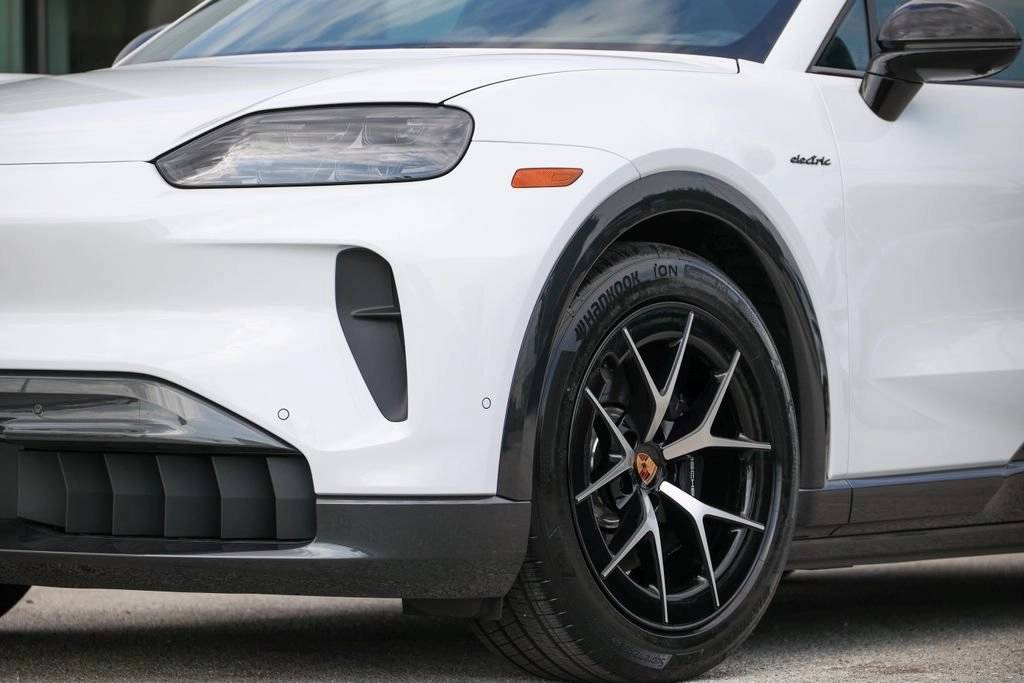 2026 Porsche Cayenne Base