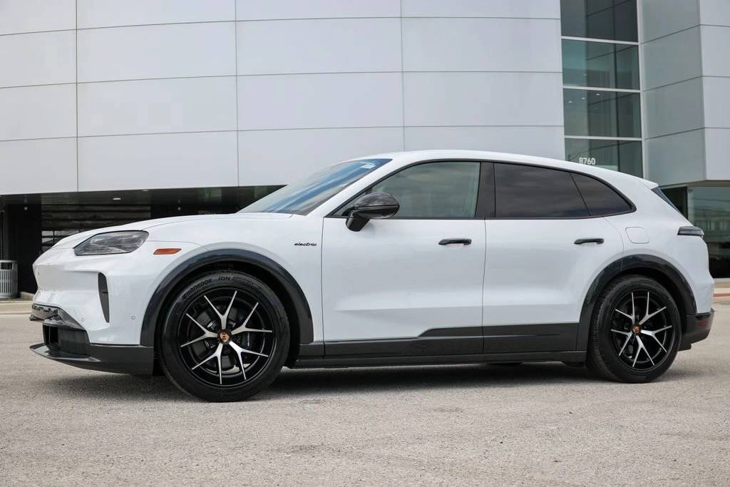 2026 Porsche Cayenne Base