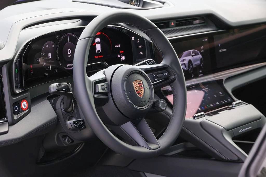 2026 Porsche Cayenne Base