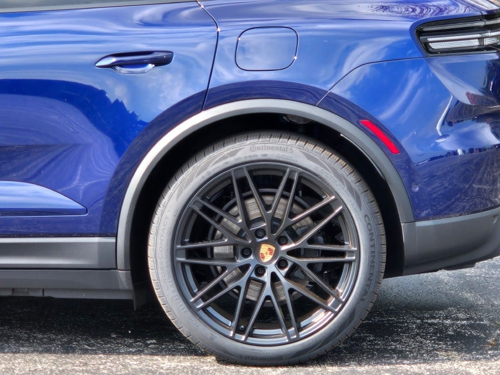 2025 Porsche Macan Electric 4