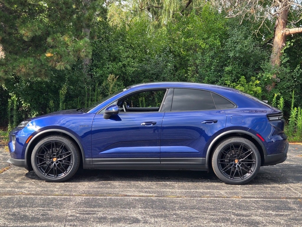 2025 Porsche Macan Electric 4