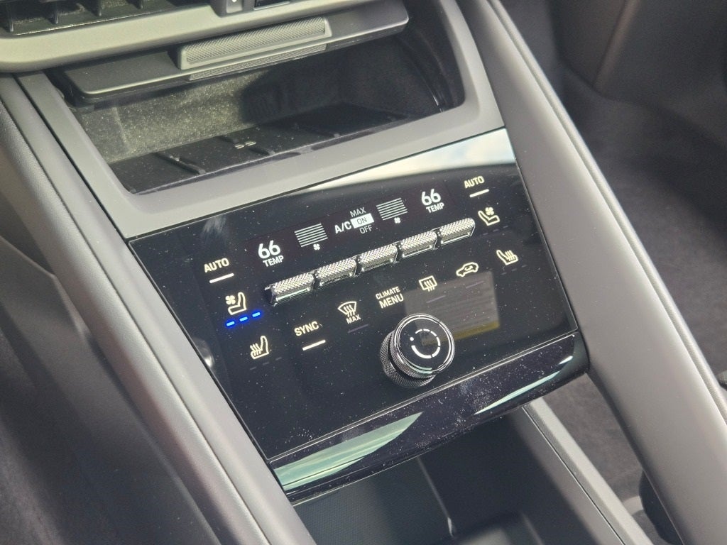 2025 Porsche Macan Electric 4