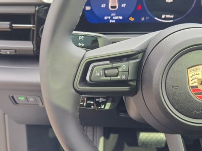 2025 Porsche Macan Electric 4