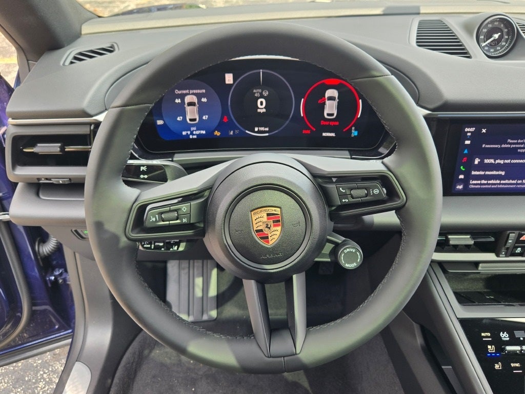 2025 Porsche Macan Electric 4