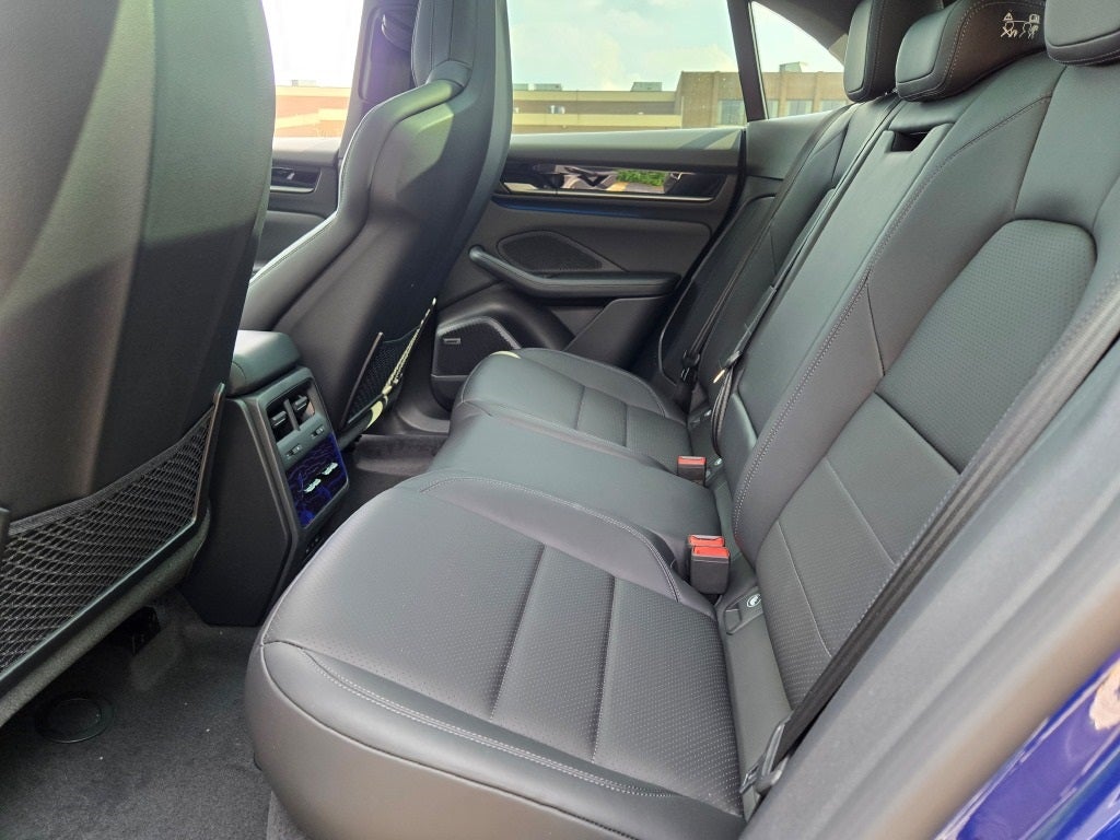 2025 Porsche Macan Electric 4