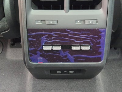 2025 Porsche Macan Electric 4