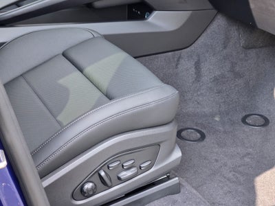 2025 Porsche Macan Electric 4