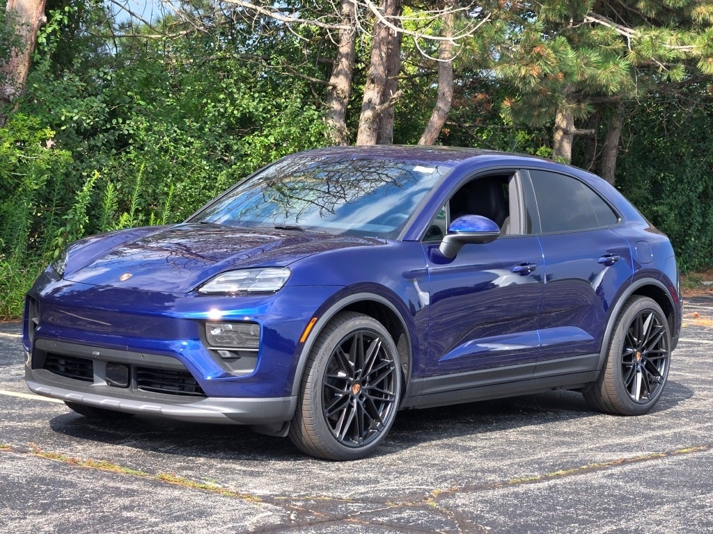 2025 Porsche Macan Electric 4