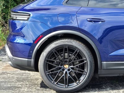 2025 Porsche Macan Electric 4