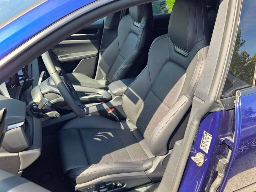 2025 Porsche Macan Electric 4