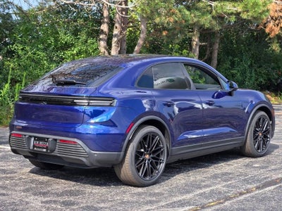 2025 Porsche Macan Electric 4