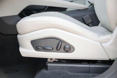 2026 Porsche Macan Electric 4