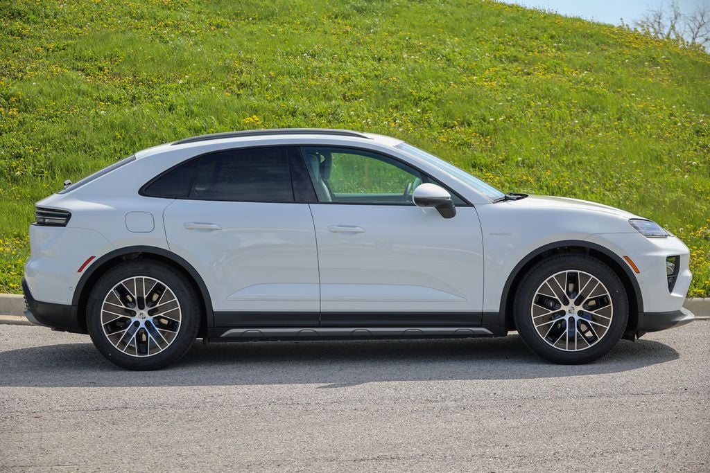 2026 Porsche Macan Electric 4