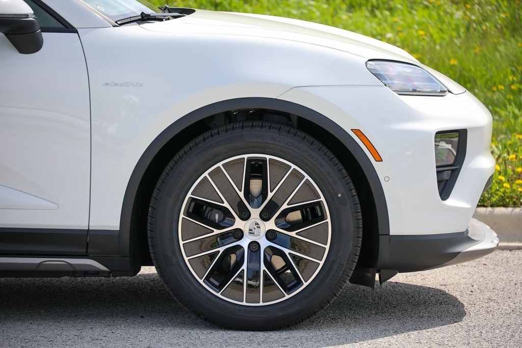 2026 Porsche Macan Electric 4