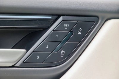 2026 Porsche Macan Electric 4