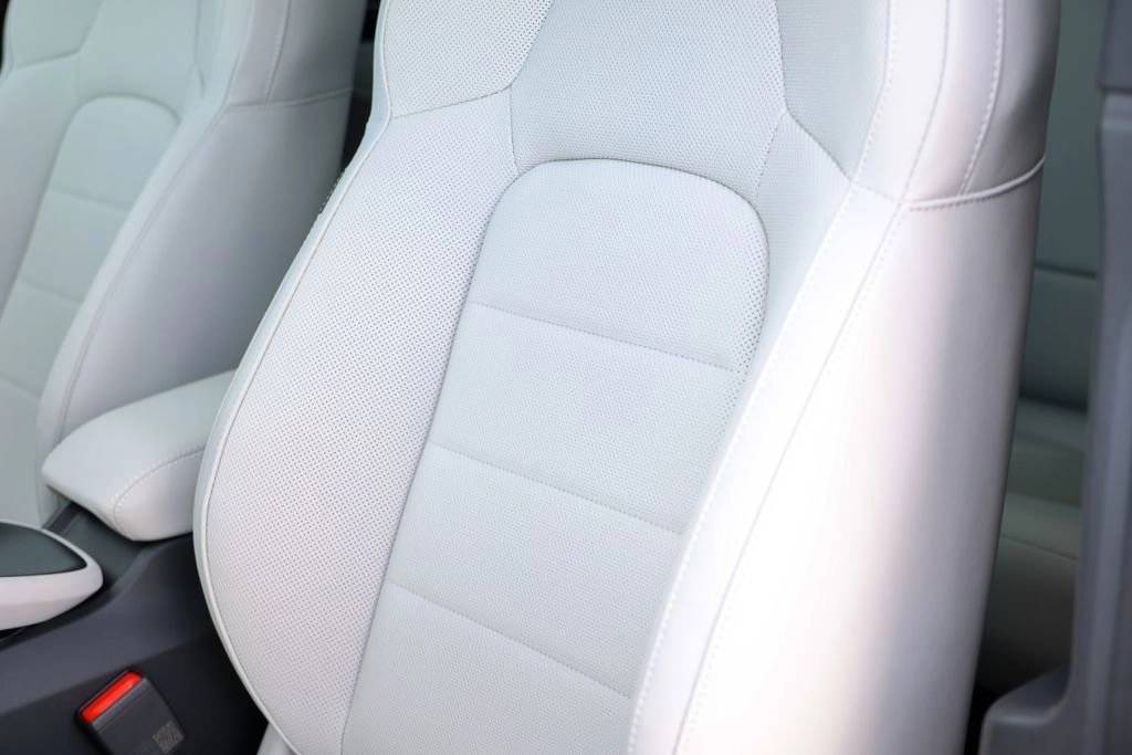 2026 Porsche Macan Electric 4