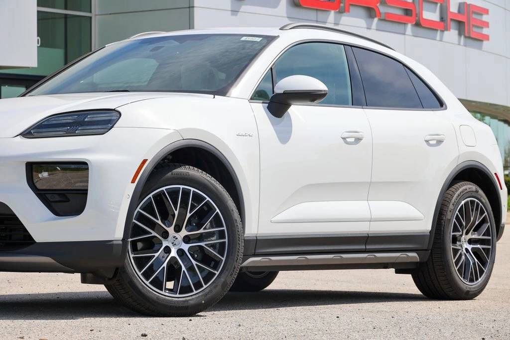2026 Porsche Macan Electric 4