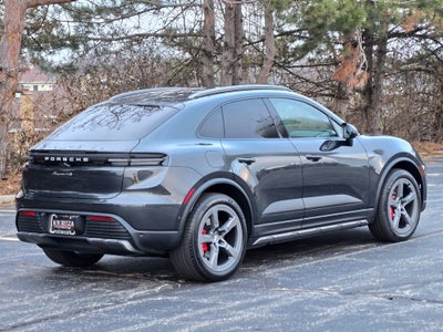 2025 Porsche Macan Electric 4S