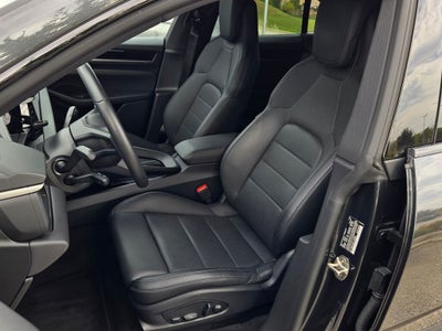 2025 Porsche Macan Electric 4S