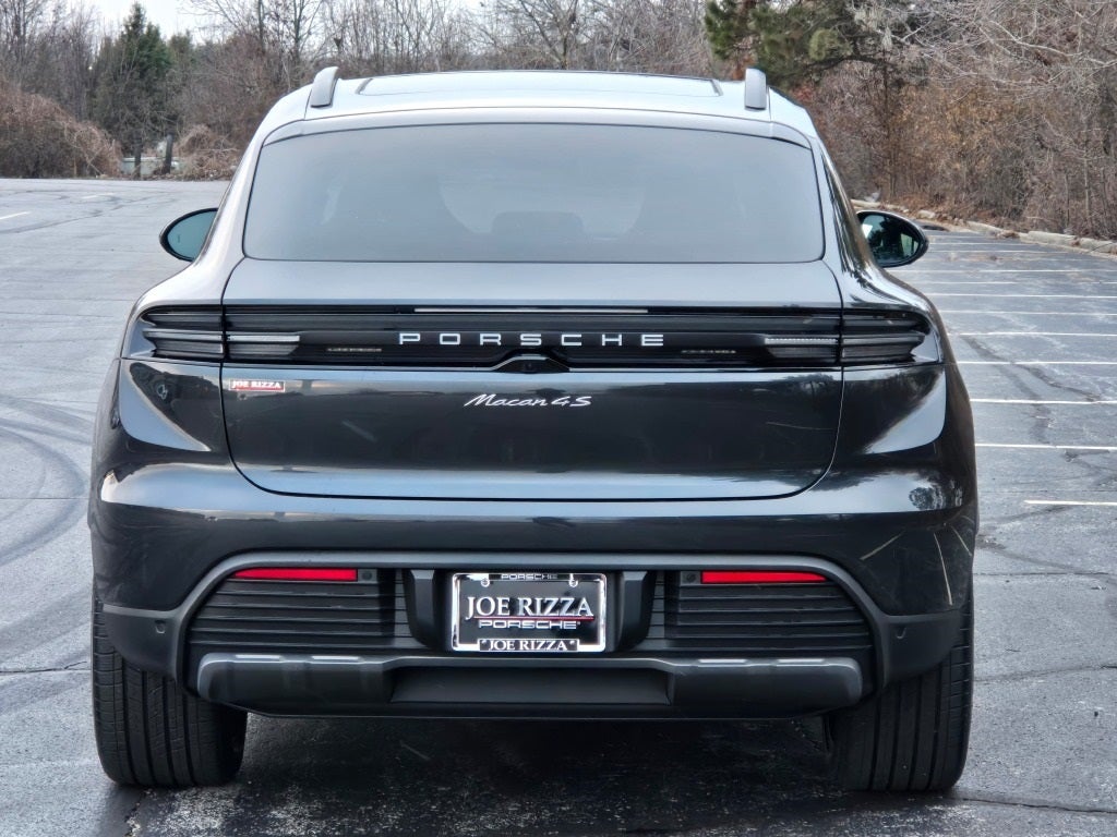 2025 Porsche Macan Electric 4S