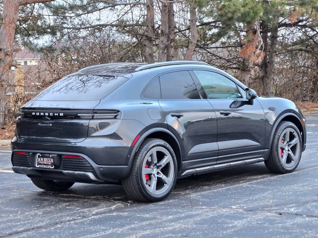 2025 Porsche Macan Electric 4S