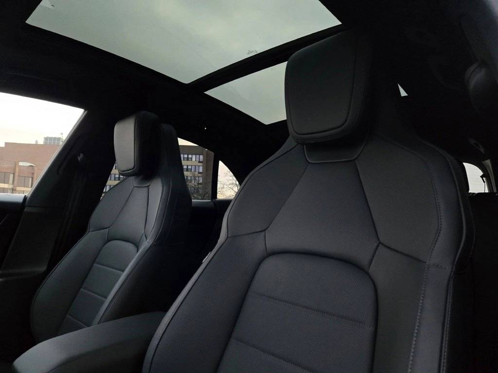 2025 Porsche Macan Electric 4S