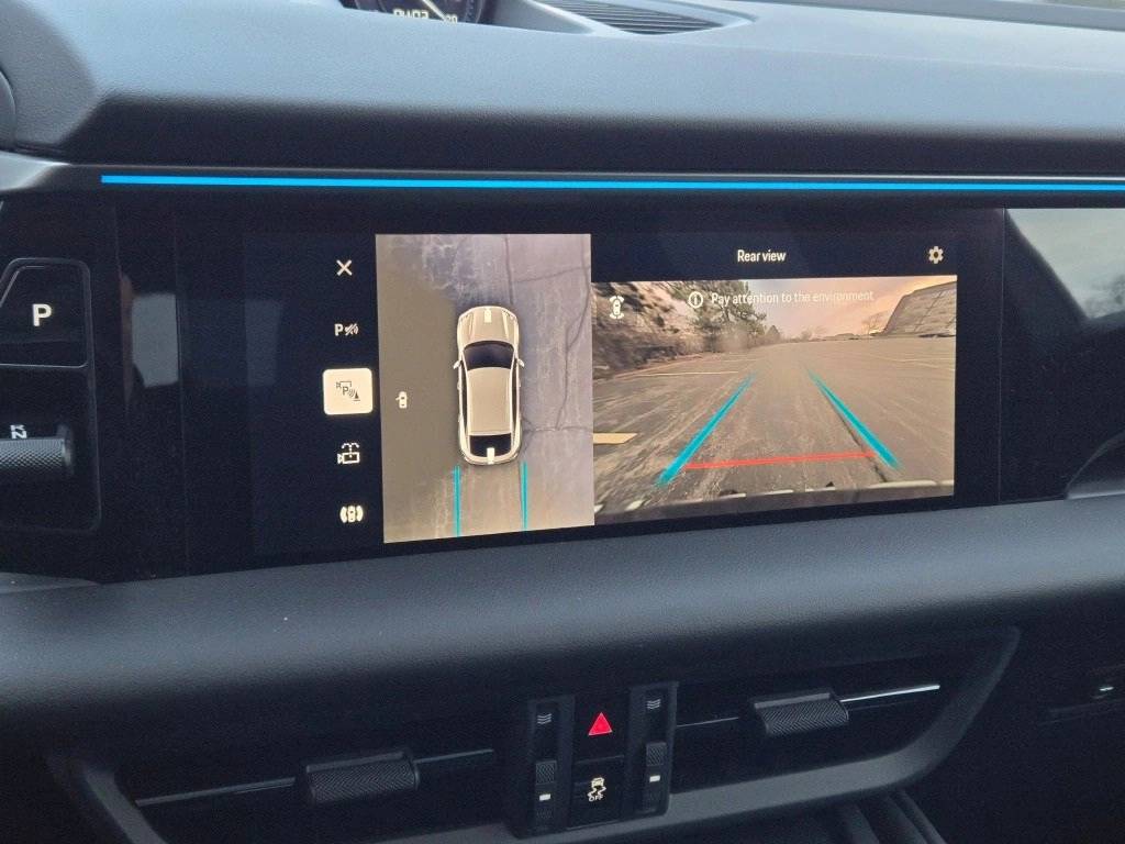 2025 Porsche Macan Electric 4S