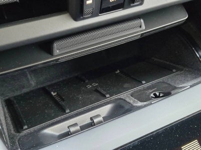 2025 Porsche Macan Electric 4S