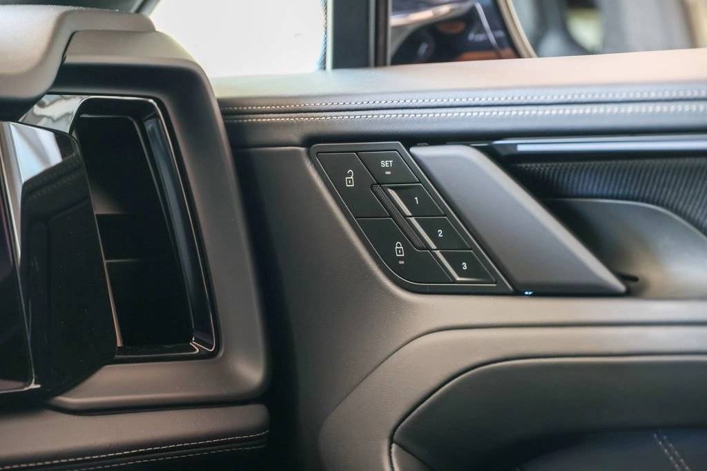 2026 Porsche Cayenne Turbo