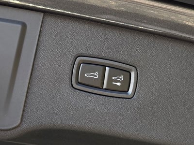 2026 Porsche Cayenne E-Hybrid Base