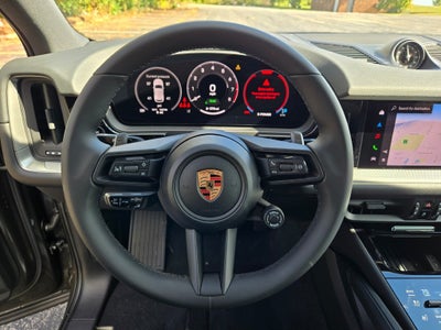 2026 Porsche Cayenne E-Hybrid Base