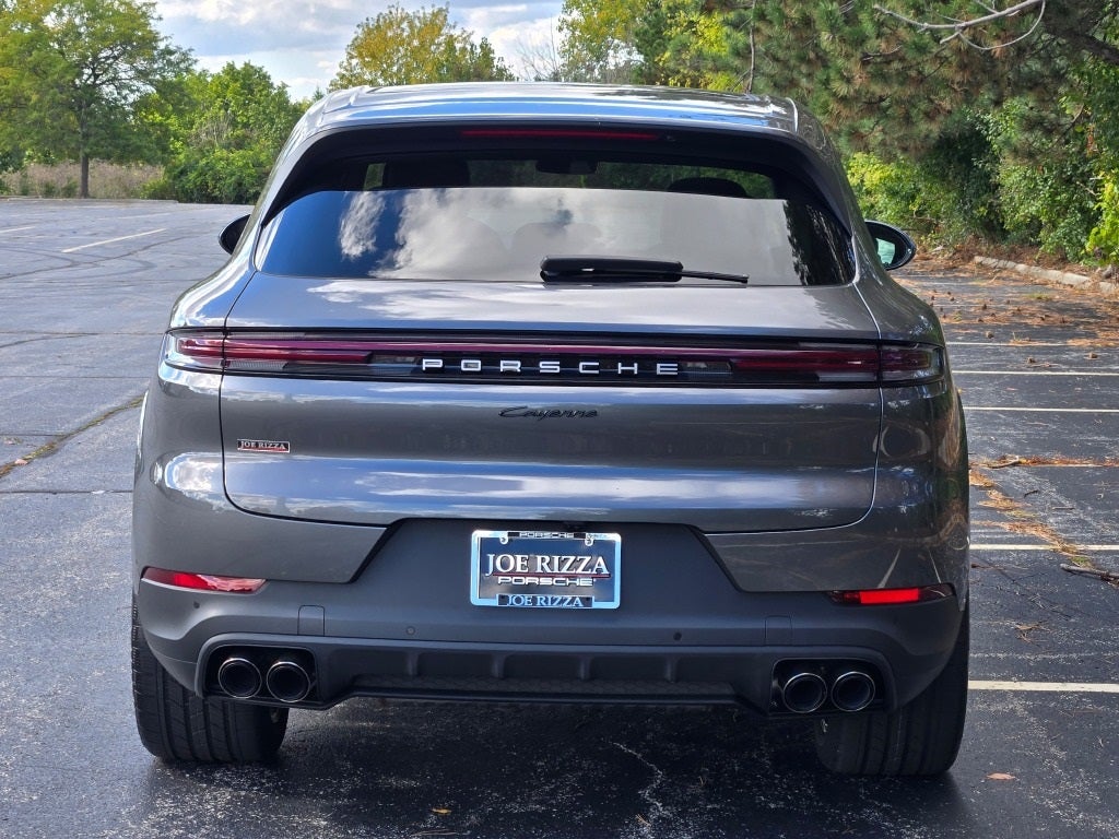 2026 Porsche Cayenne E-Hybrid Base