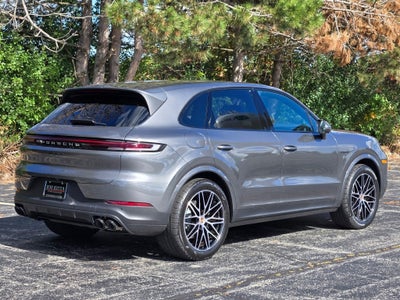 2026 Porsche Cayenne E-Hybrid Base