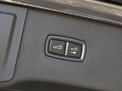 2026 Porsche Cayenne E-Hybrid Base