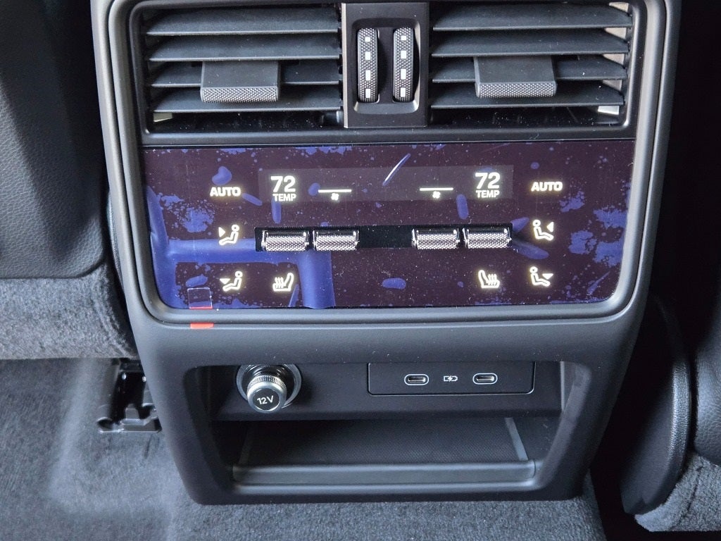 2026 Porsche Cayenne E-Hybrid Base