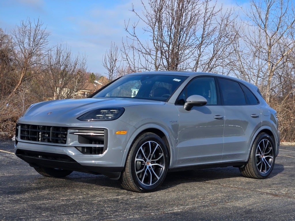 2026 Porsche Cayenne E-Hybrid Base