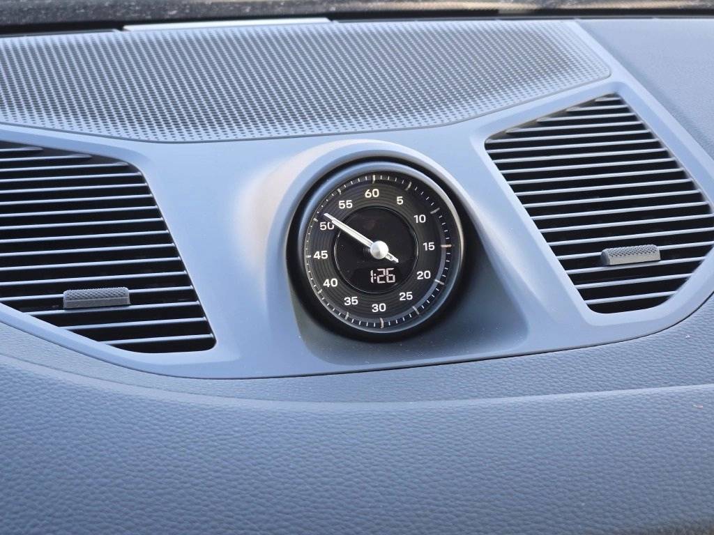 2026 Porsche Cayenne E-Hybrid Base