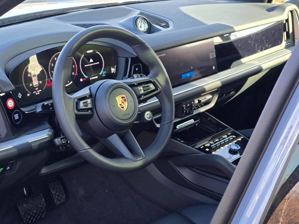 2026 Porsche Cayenne E-Hybrid Base