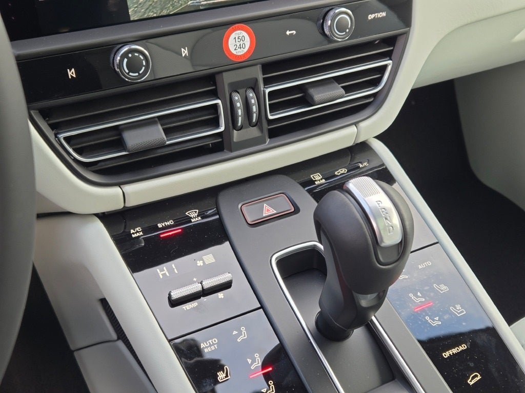 2026 Porsche Macan GTS