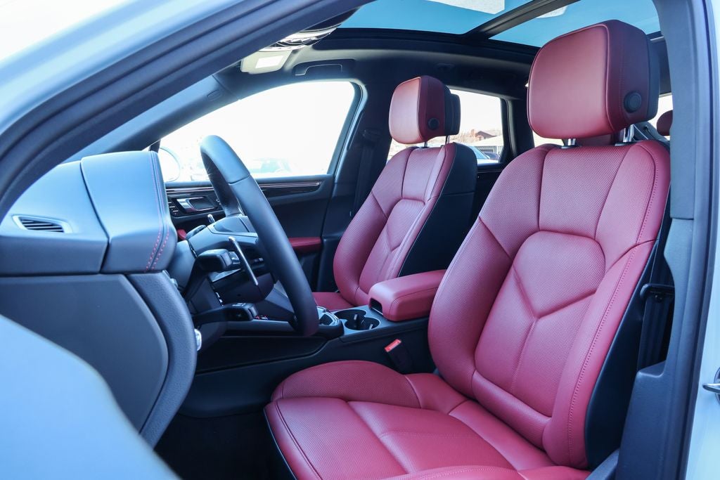 2026 Porsche Macan S