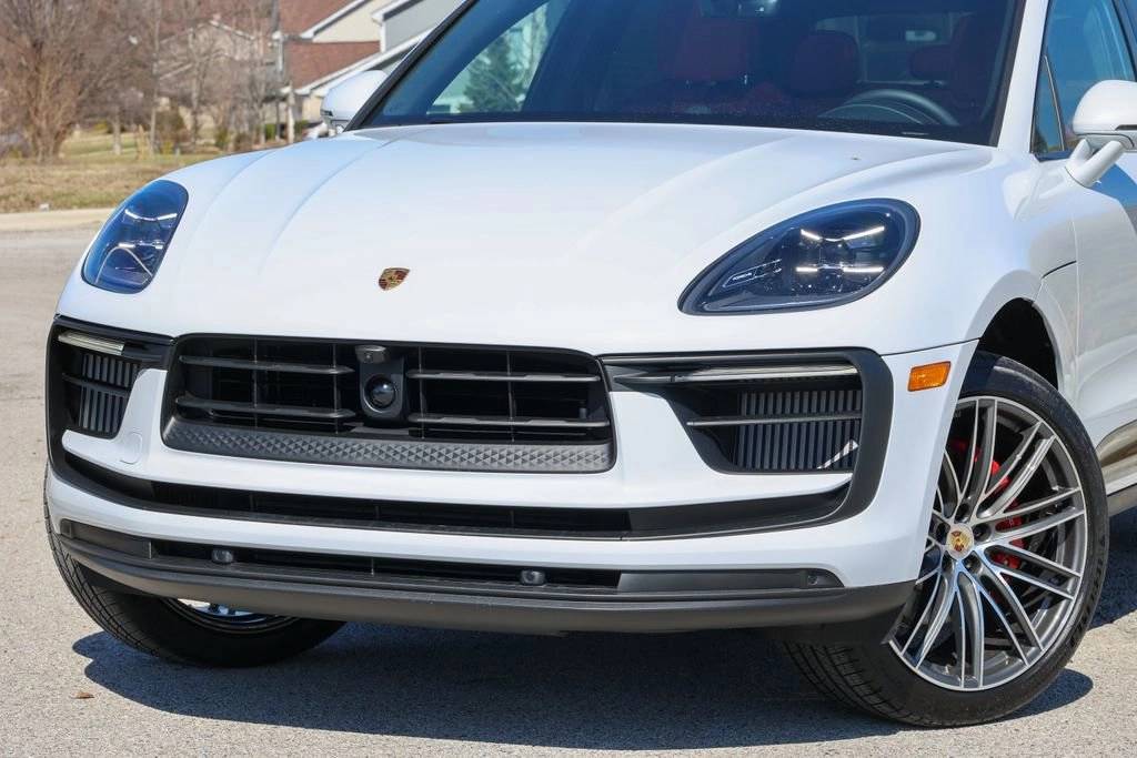 2026 Porsche Macan S