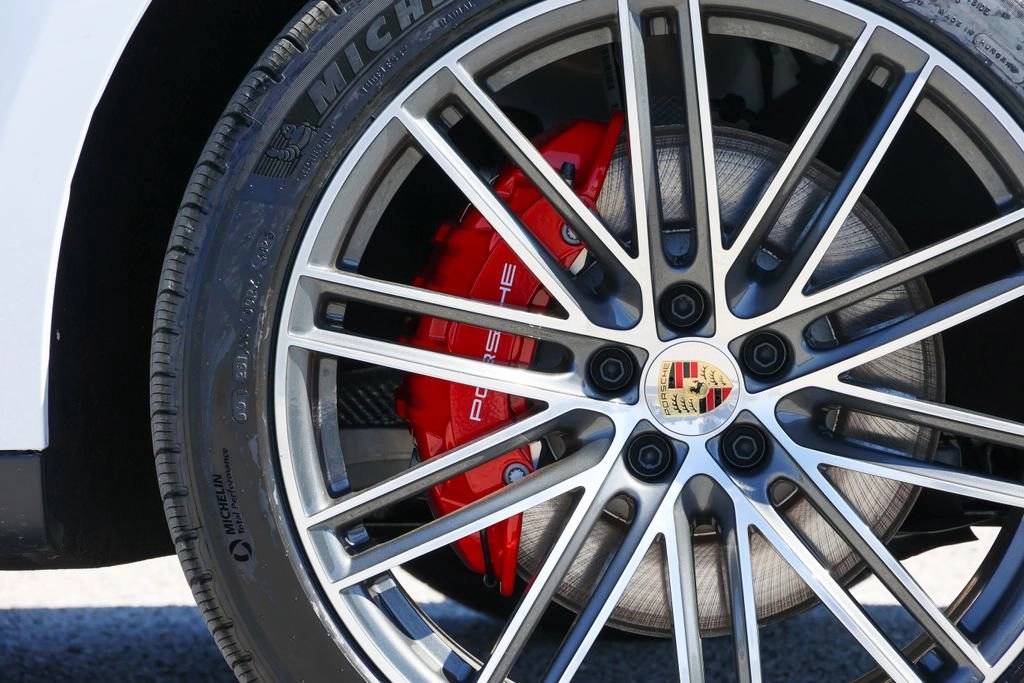 2026 Porsche Macan S