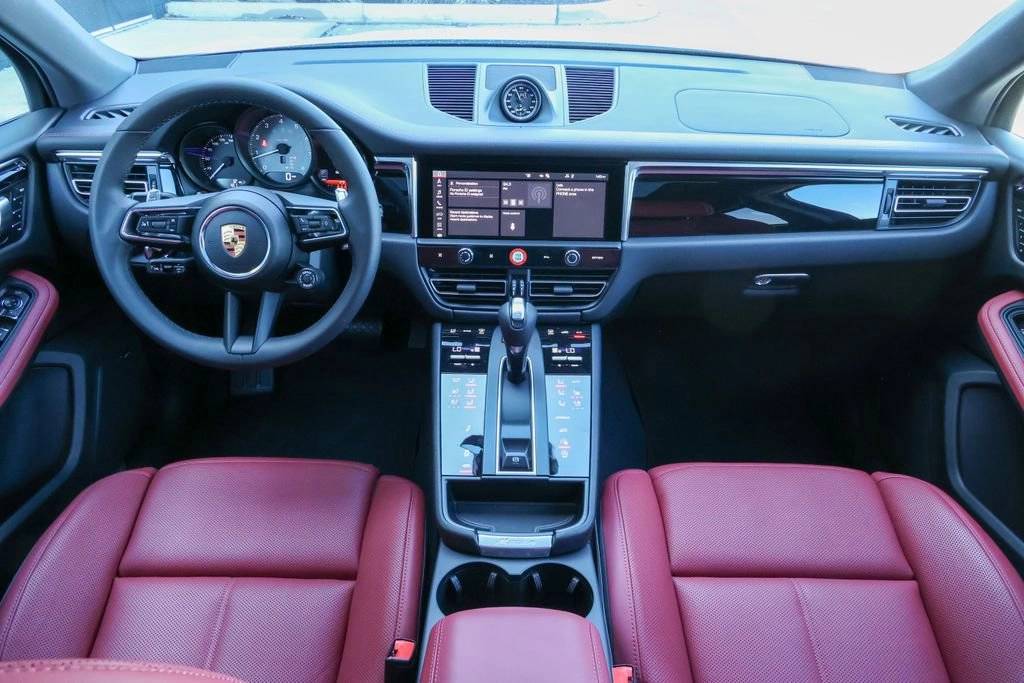 2026 Porsche Macan S