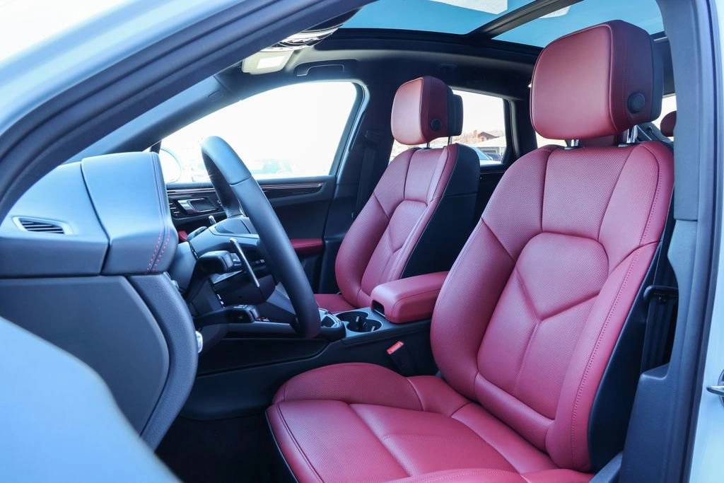 2026 Porsche Macan S