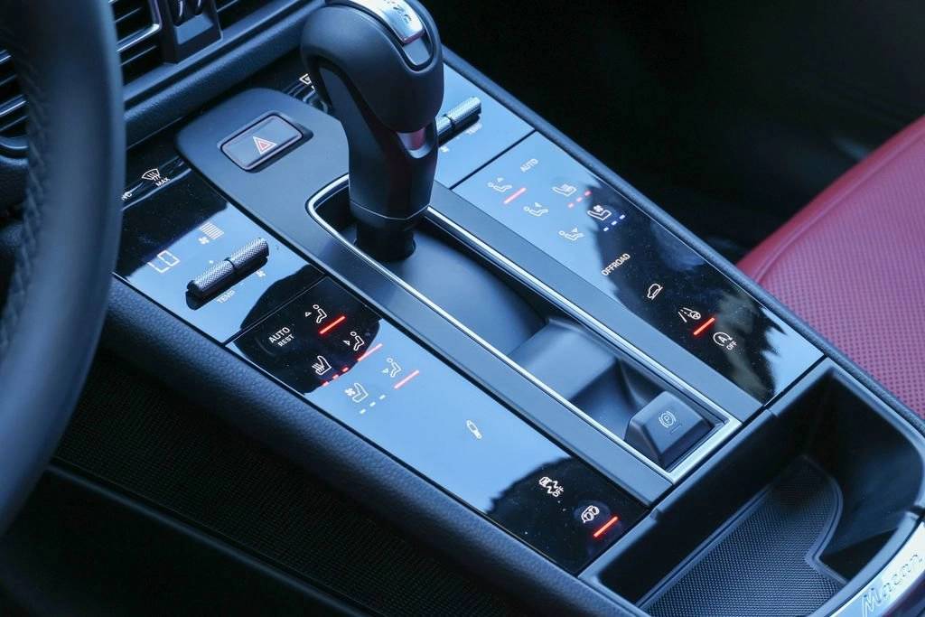 2026 Porsche Macan S