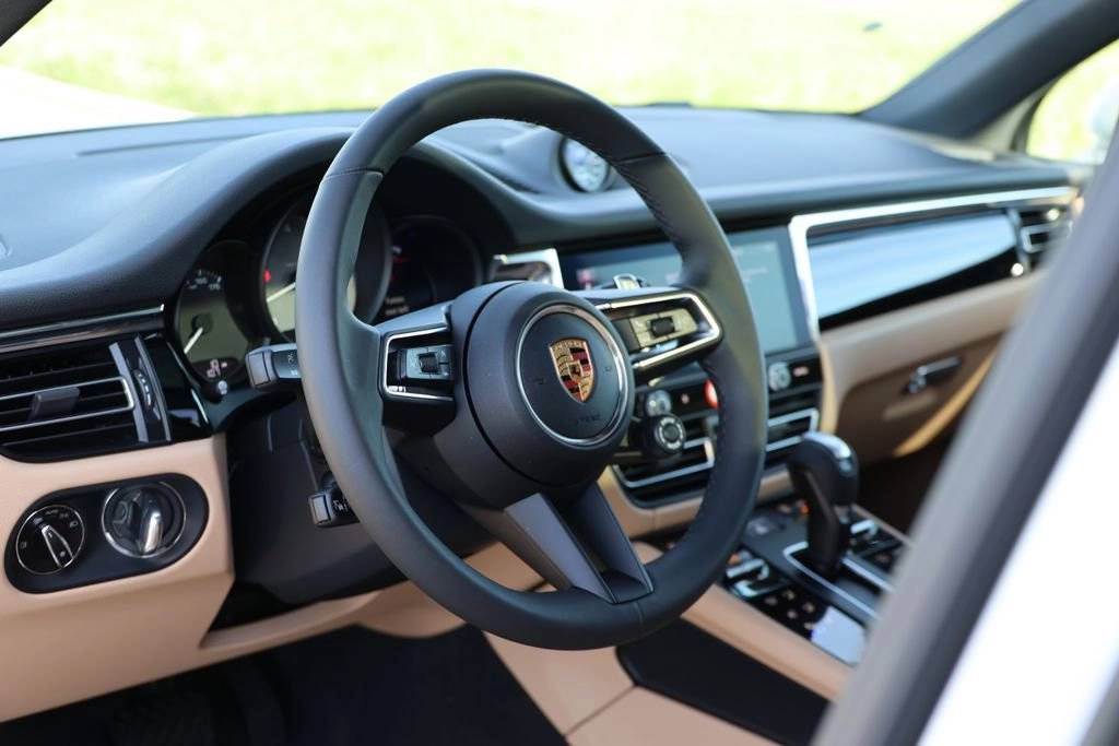2026 Porsche Macan S