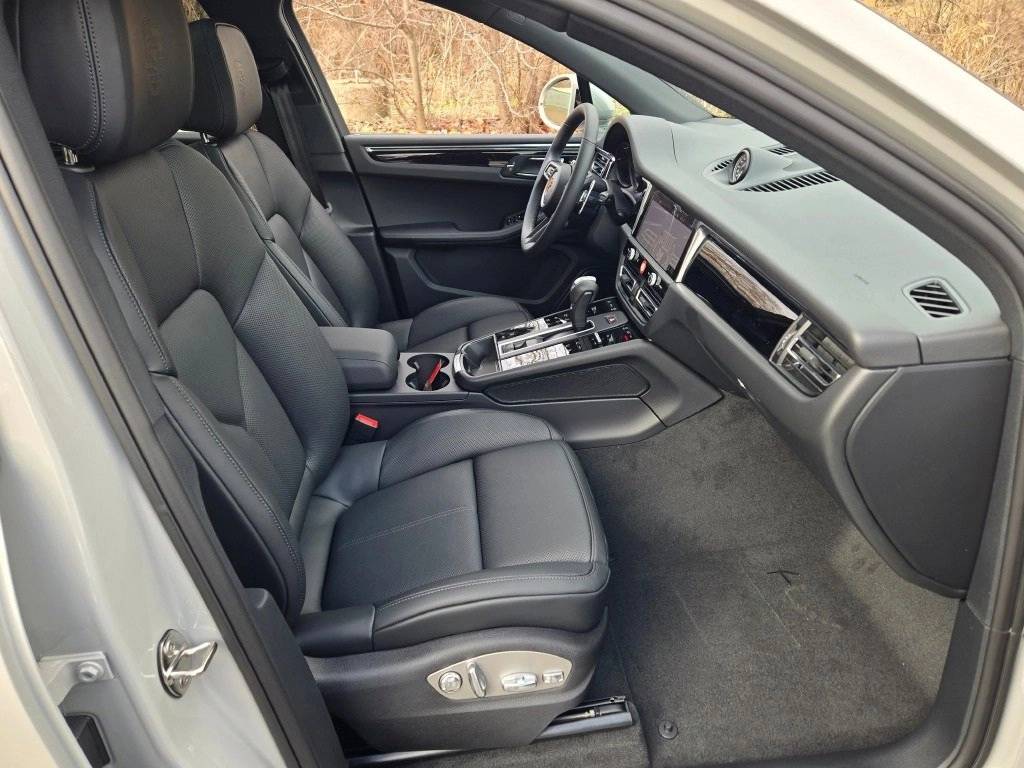 2026 Porsche Macan S