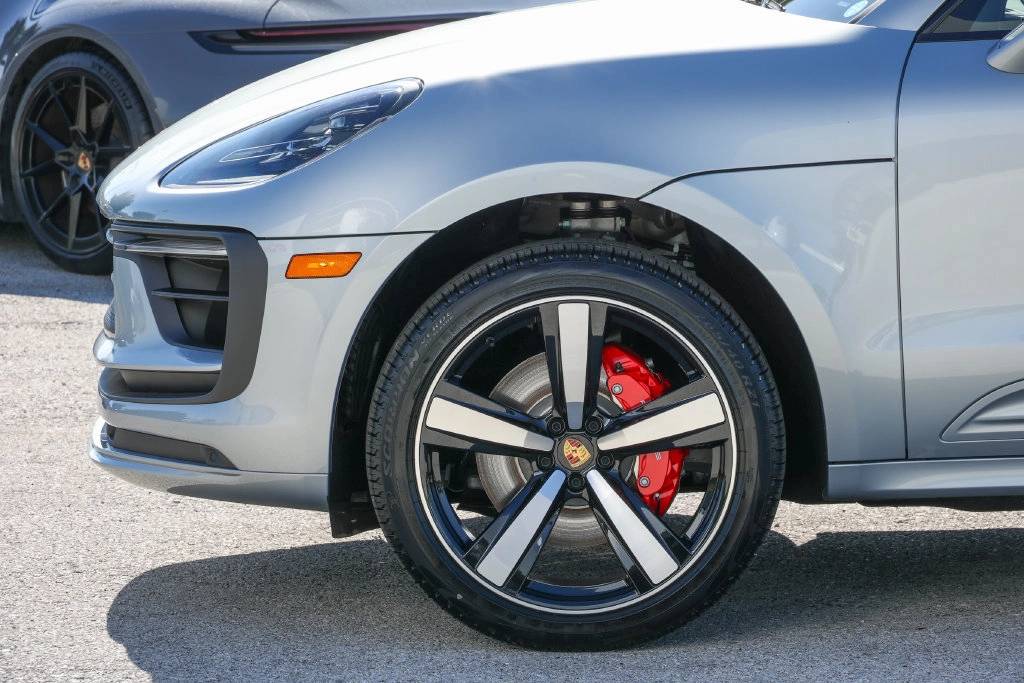 2026 Porsche Macan S